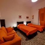 아파트 Wow 2 - 175 Mq - Posteggio Privato - Davanti Porto Traghetti - Fino A 10 Posti Letto - Balcone *