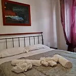 Wow 2 - 175 Mq - Posteggio Privato - Davanti Porto Traghetti - Fino A 10 Posti Letto - Balcone Lejlighed Genova