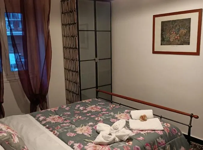 דירה Wow 2 - 175 Mq - Posteggio Privato - Davanti Porto Traghetti - Fino A 10 Posti Letto - Balcone ג'נובה