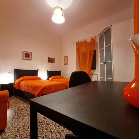 Wow 2 - 175 Mq - Posteggio Privato - Davanti Porto Traghetti - Fino A 10 Posti Letto - Balcone Apartament Genua