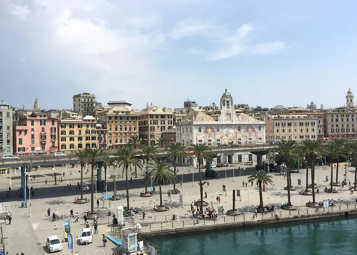 Wow 2 - 175 Mq - Posteggio Privato - Davanti Porto Traghetti - Fino A 10 Posti Letto - Balcone * Genua