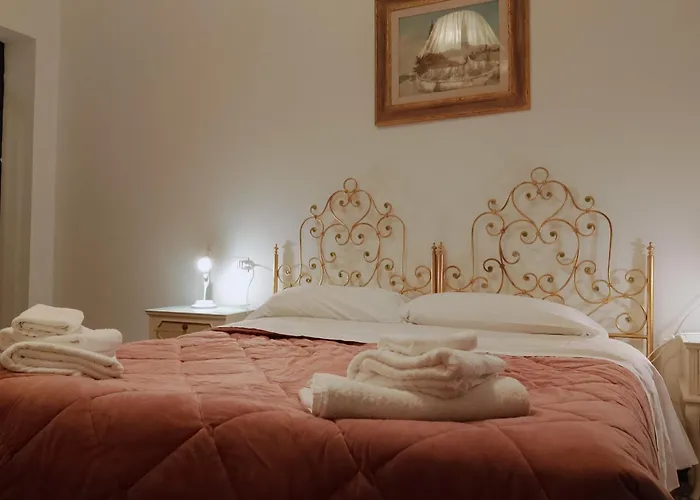 Apartment Wow 2 - 175 Mq - Posteggio Privato - Davanti Porto Traghetti - Fino A 10 Posti Letto - Balcone Genua