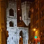 Wow 2 - 175 Mq - Posteggio Privato - Davanti Porto Traghetti - Fino A 10 Posti Letto - Balcone Apartment