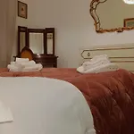 Wow 2 - 175 Mq - Posteggio Privato - Davanti Porto Traghetti - Fino A 10 Posti Letto - Balcone