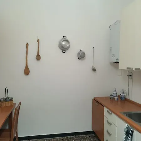 Wow 2 - 175 Mq - Posteggio Privato - Davanti Porto Traghetti - Fino A 10 Posti Letto - Balcone Appartamento